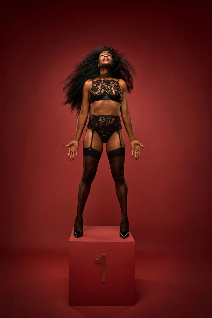 Coco de Mer Aphrodite Suspender Belt - Image 3